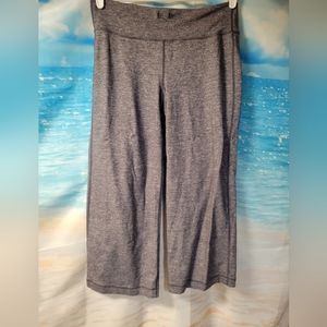 Lululemon Heather Gray Relaxed Fit Drawstring Wide Leg Cropped Active Pants 6 8‎